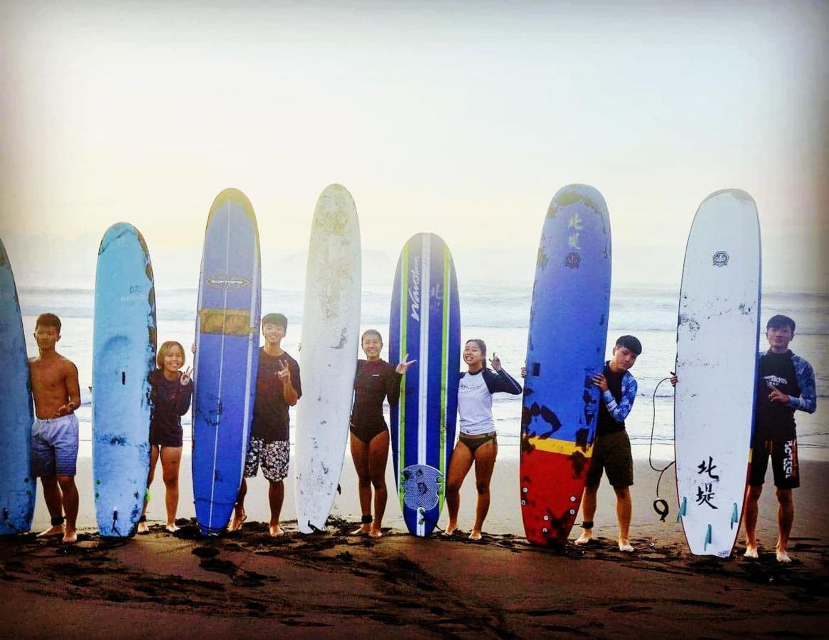 Wushih Surf Hostel Toucheng Esterno foto